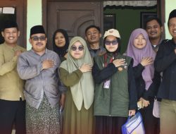 KPU Brebes Dampingi Pantarlih Mencoklit di Al Hikmah 2 Benda