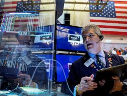 Berharap Penurunan Suku Bunga, Wall Street Ditutup Naik
