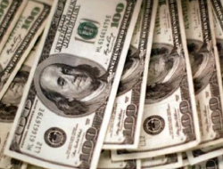Dolar AS Makin Perkasa, Euro Terloyo Dalam 7 Bulan Ini