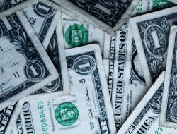 Dolar AS Melemah Karena Komentar Jerome Powell