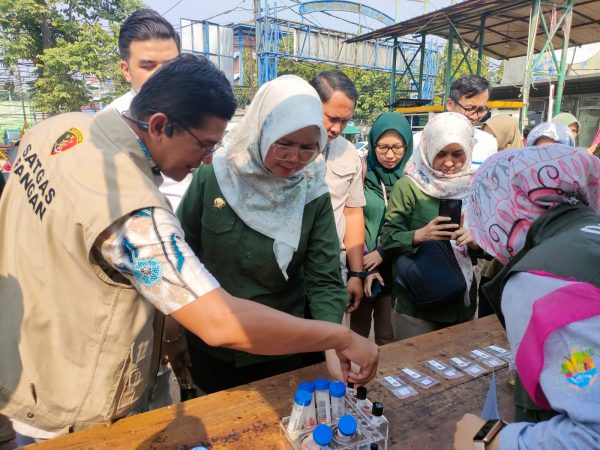 Badan Pangan Nasional Tinjau Pasar di Bekasi Pastikan Harga Pangan Wajar dan Bebas Zat Berbahaya