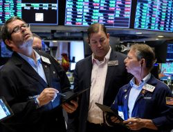 Wall Street Datar, Investor Tunggu Pertemuan Bank Sentral