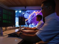 Dua Anggota MIND ID Raih Penghargaan Dharma Karya
