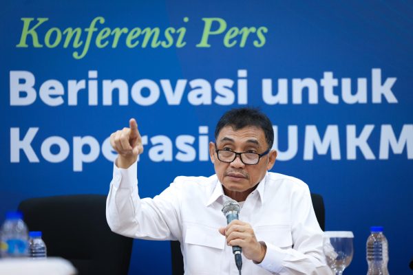 Direktur Utama LPDB-KUMKM Supomo