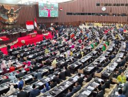 Tok! DPR Resmi Sahkan 13 Komisi dan 7 Badan