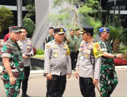 TNI-Polri Sterilisasi Gedung DPR MPR Jelang Pelantikan Presiden dan Wakil Presiden