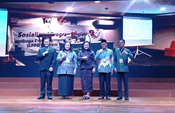 Lomba Pesta Paduan Suara Gerejawi (Pesparawi) Tahun 2024 tingkat Provinsi DKI Jakarta resmi dibuka hari ini Sabtu 26 Oktober dan akan ditutup pada Minggu 27 Oktober 2024. Event ini berlangsung di dua tempat yaitu di BPK Penabur International School Kelapa Gading, Jakarta Utara dan Gereja Toraja Kelapa Gading.