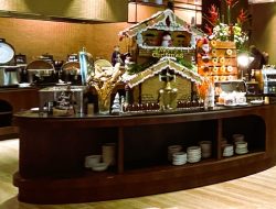 Rayakan Keceriaan Natal di Luminor Hotel Kota