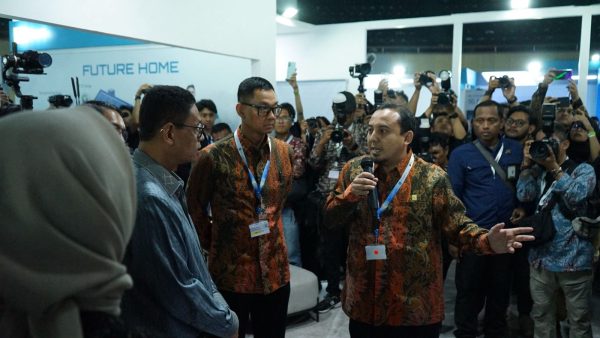 PLN Icon Plus menghadirkan pameran futuristik terbesar di Indonesia, ICONNEXT, yang menjadi bagian dari perhelatan Electricity Connect 2024 yang digelar pada tanggal 20-22 November 2024 di Jakarta Convention Center (Dok: Beritakota.id)
