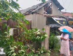 Hujan Lebat dan Angin Kencang di Brebes, 11 Rumah Rusak Parah