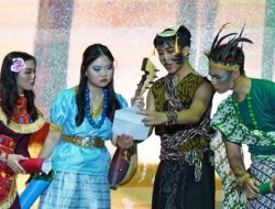Bukti Bisa Kreatif, Generasi Stroberi Ini Gelar Drama Musikal