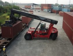 Dukung Ketahanan Pangan Nasional, KAI Logistik Optimalkan Distribusi Produk AQUA