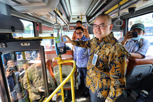 BNI turut mensukseskan peluncuran fitur QRIS Tap yang diinisiasi Bank Indonesia (BI) sebagai inovasi pembayaran digital berbasis Near Field Communication (NFC)