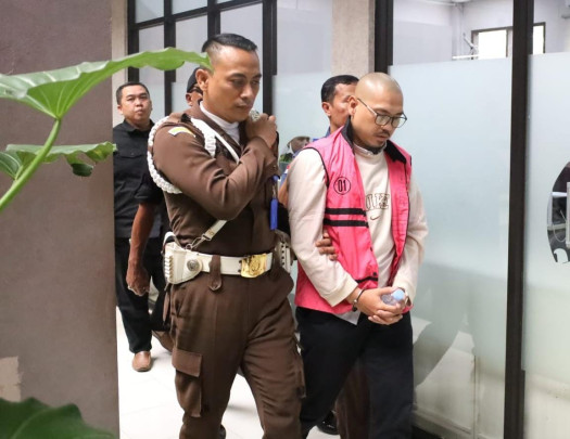 Korupsi Proyek Sampah Tangsel, Kejati Banten menetapkan seorang aparatur sipil negara (ASN) berinisial ZY sebagai tersangka keempat. (Beritakota.id/Herman)