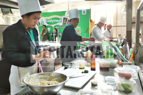 Dailymeal Foodnovation 2025 Nusantara Reimagined, Kompetisi Inovasi Kuliner Mahasiswa dengan Pangan Lokal Alternatif yang Berkelanjutan (Beritakota.id/Adang Sumarna)