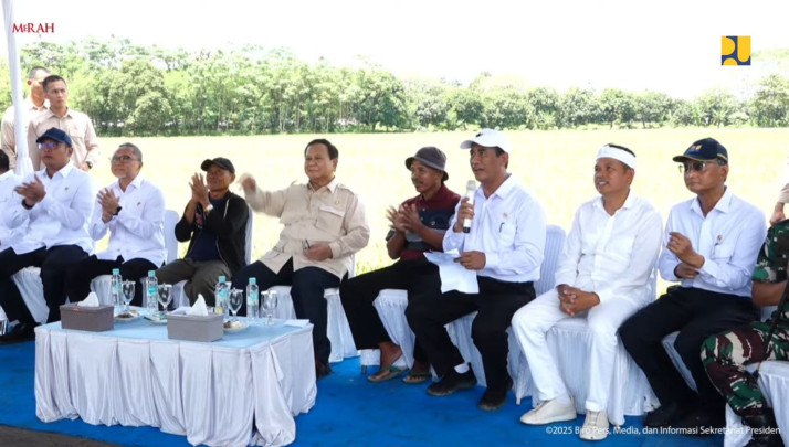Dukung Swasembada Pangan, Menteri Dody Dampingi Presiden Prabowo Panen Raya Bersama Petani di Majalengka (Foto/Kementerian PU)