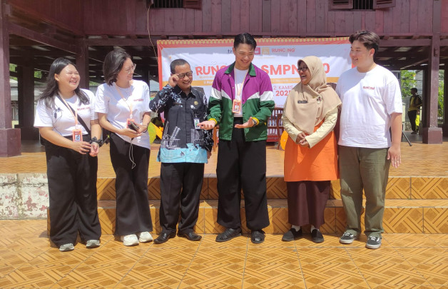 Ruang Belajar untuk Cilincing (RUNCING), sebuah program non-thesis yang berada di bawah naungan LSPR Institute menggelar kegiatan bertajuk #BerbudayeDiCilincing di Museum Kebaharian Jakarta, Rumah Si Pitung, Marunda, Jakarta Utara. (Beritakota.id/Adang)