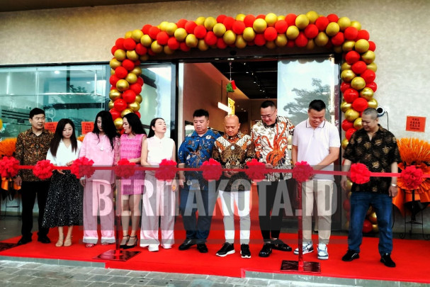 Grand Opening Restoran New Trend Chaoshan Beef Hot Pot PIK 2