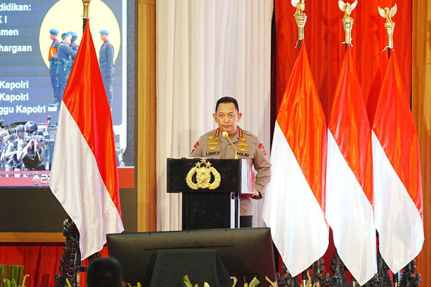 Kapolri Jenderal Listyo Sigit Prabowo menghadiri pembukaan Rapat Kerja Teknis (Rakernis) Badan Pemelihara Keamanan (Baharkam) dan Korps Brigade Mobile (Korbrimob) Polri di Gedung Auditorium PTIK