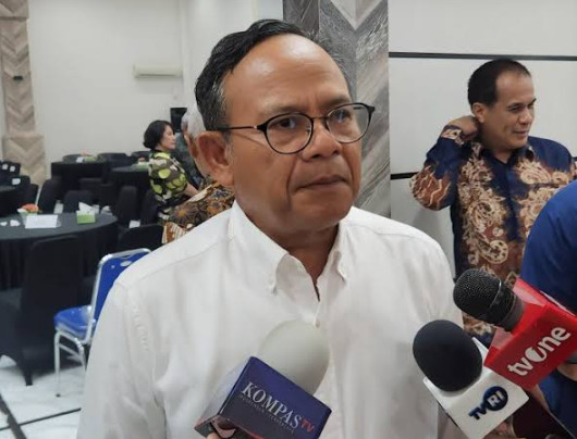 Prof. Dr. Komaruddin Hidayat resmi ditunjuk sebagai Ketua Dewan Pers untuk periode 2025–2028.