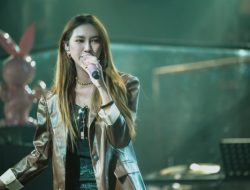 Icha, Wanita Asal Jember Ini Viral di Medsos Nyanyikan Lagu Batak Legendaris