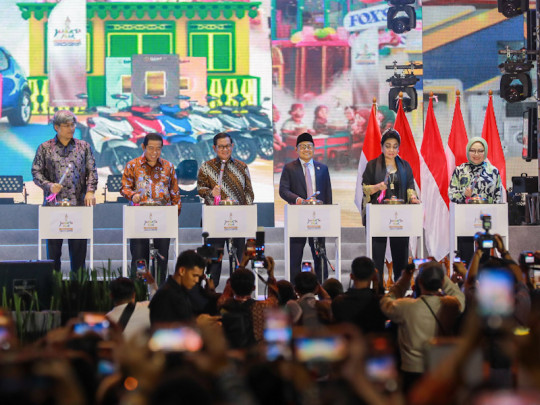 Gubernur DKI Jakarta, Pramono Anung secara resmi membuka Jakarta Fair Kemayoran 2025 di Arena JIExpo Kemayoran, Kamis (19/6)
