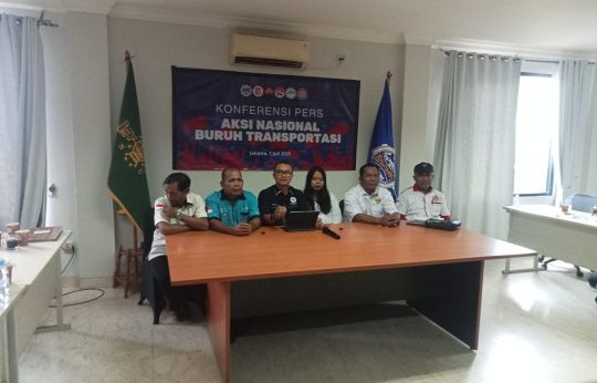 Konferensi Pers terkait demonstrasi sopir truk Zero ODOL