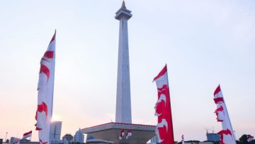 HUT RI ke-80 di Lapangan Silang Monas