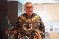 Roy Mandey