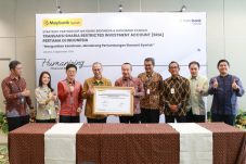 Maybank Indonesia & Nanobank Syariah Sepakati Strategic Partnership