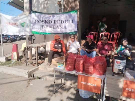 Posko Peduli Banjir Dompet Dhuafa