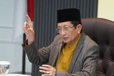 Menag pada Pejabat: "Harus Transparan Jangan ada Monopoli!"