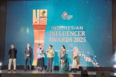 Indonesian Influencer Awards 2025, Denanda Audri Beri Penghargaan kepada Influencer Berpengaruh