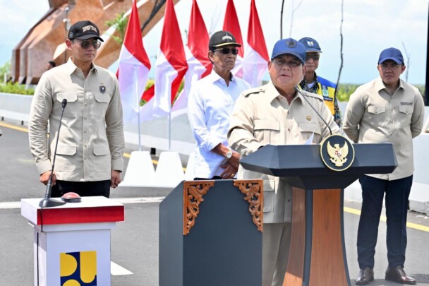 Presiden Prabowo Subianto meresmikan Jembatan Kabanaran di Kabupaten Bantul, Daerah Istimewa Yogyakarta, Rabu (19/11/2026) (Foto:Setpres)