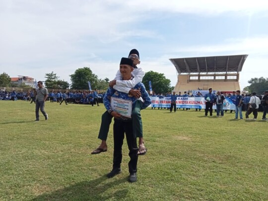 Momen Nazar Dua Pegawai Jadi Sorotan di Pelantikan 4.365 ASN PPPK Paruh Waktu Brebes
