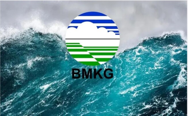 BMKG Ingatkan Bahaya Gelombang Laut Hingga 4 Meter Hantam Perairan Indonesia Akhir Tahun