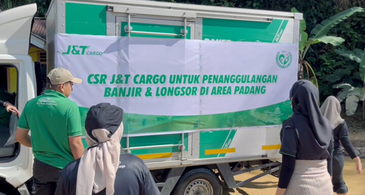 J&T Cargo Salurkan Bantuan Logistik Lebih dari Rp 600 Juta ke Wilayah Terdampak di Sumatra