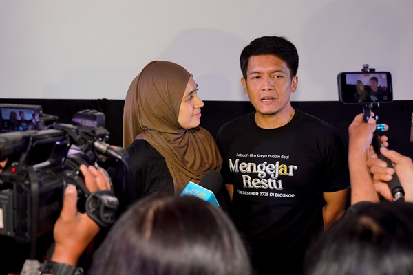Dhini Aminarti dan Dimas Seto