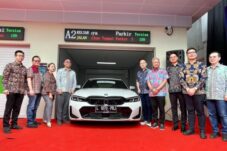 Mayapada Hospital Surabaya Meresmikan Vertical Parking Pertama