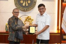 Perkuat Pelindungan Pekerja Migran, Menteri P2MI dan Pemkab Belu NTT Teken MoU