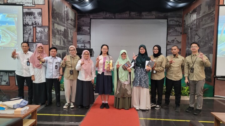 Membudayakan Membaca Lewat Gerakan Sepekan 1 Buku