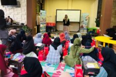 Menulis, Dakwah, dan Zaman Baru: Piknik Literasi Jendela Puspita di Bekasi