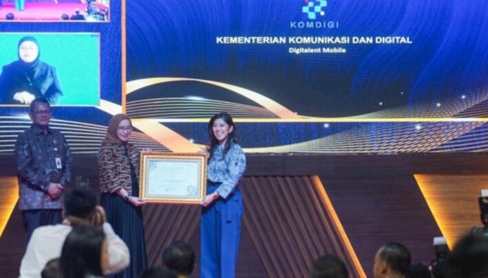 Penghargaan OPSI KIPP untuk Komdigi, Digitalisasi Layanan Kian Nyata