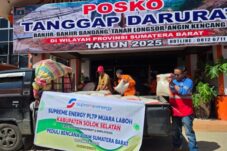 Tanggap Bencana, Supreme Energy Muara Laboh Salurkan Bantuan Darurat