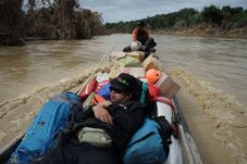 Tembus Lelah, Relawan DMC Dompet Dhuafa Siaga 24 Jam Bantu Korban Banjir Aceh