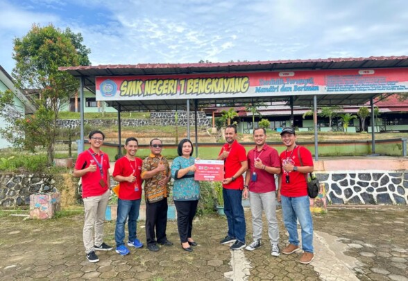 Telkom Salurkan 111.500 GB Kuota Internet ke 21 Sekolah di Wilayah 3T
