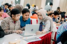 Telkom Indonesia Luncurkan RiseAble: Dorong Inklusi Digital, Berdayakan UMKM Disabilitas