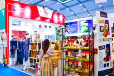 Telkom Dukung UMKM Go Global: Bawa Produk Lokal Mendunia di Trade Expo!
