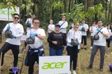 Acer Indonesia Kumpulkan 3 Ton e-Waste dan Tanam 2.000 Pohon untuk Pulihkan Lingkungan