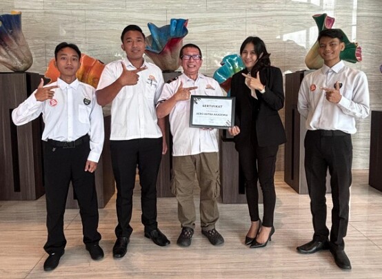 Aero Astra Akademia Lampung Raih Sertifikat Apresiasi dari Mercure Hotel Karawang atas Kerja Sama Magang dan Penempatan Kerja